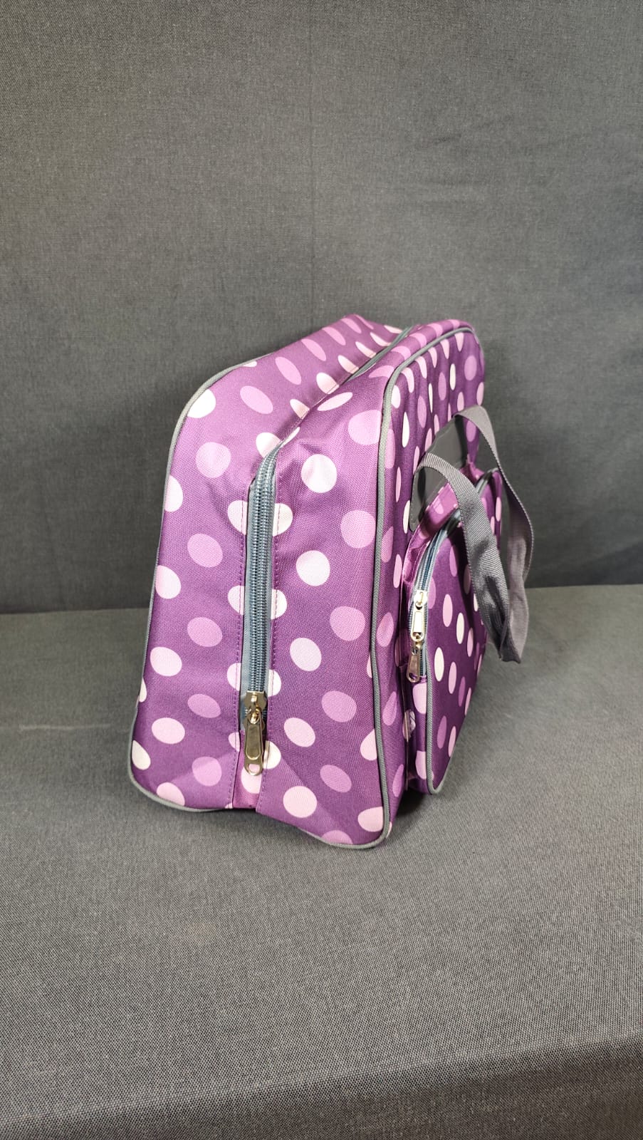 Sac de transport machine à coudre familiale violet à pois – Image 3